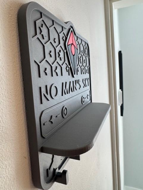 No Man’s Sky Wall Organizer | 3D Printed Shelf & Key Hooks | Gamer Gift | Key Ring Holder