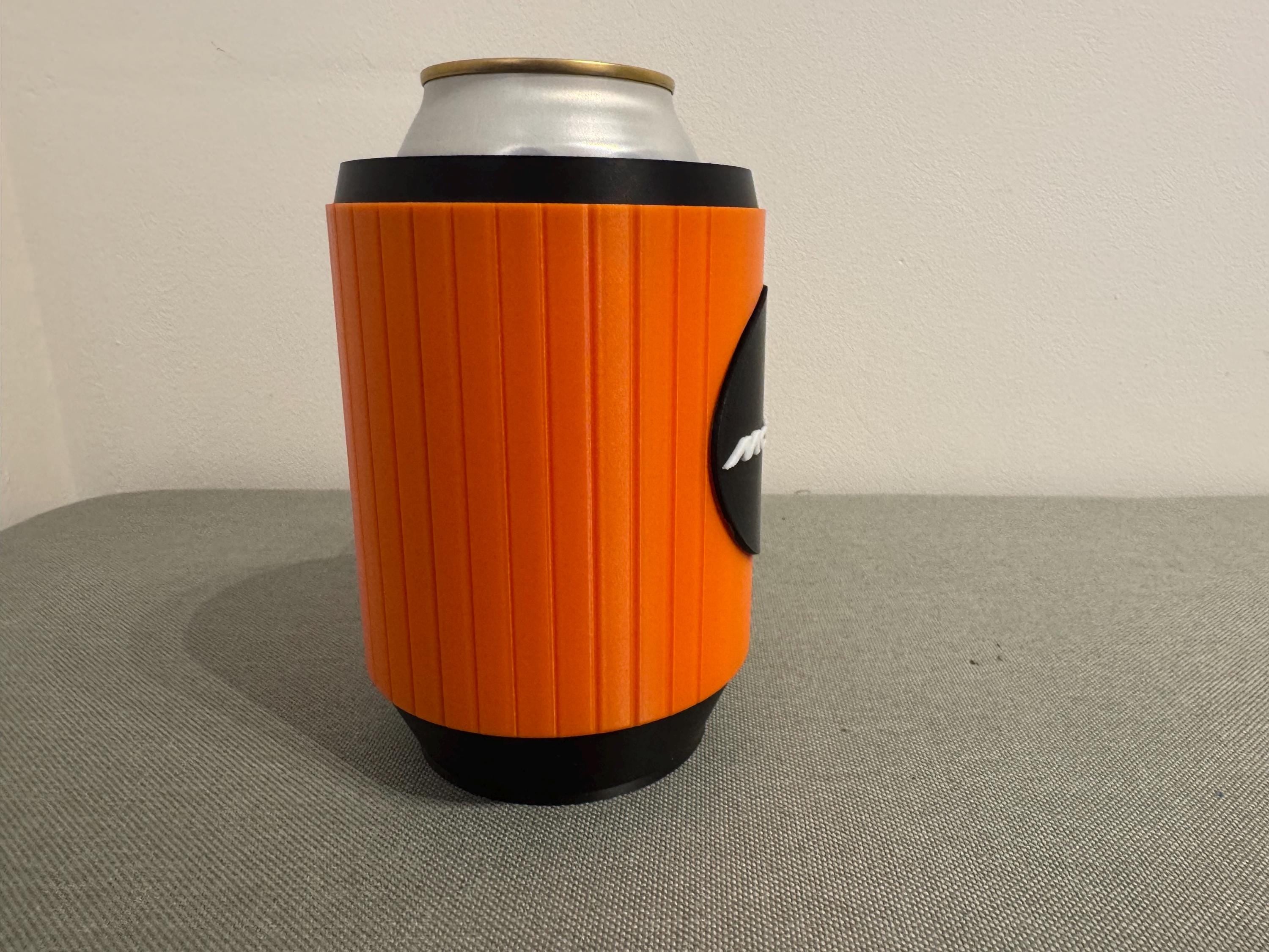 McLaren F1 Style Beer Can Holder – 440ml | 3D Printed Can Cooler with Handle
