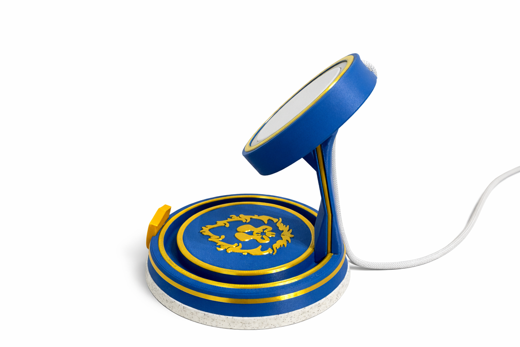 Alliance MagSafe Charging Stand – World of Warcraft Inspired 3D Printed Desk Charger